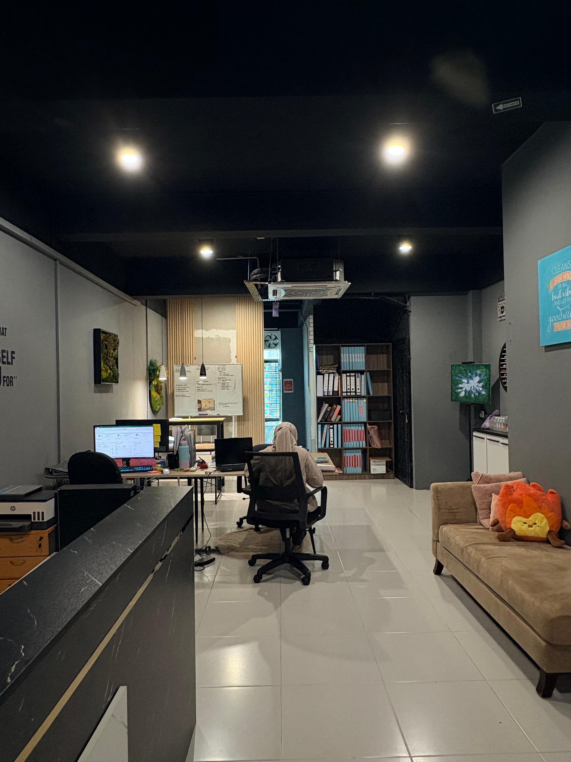 EMDDA Office Environment 3